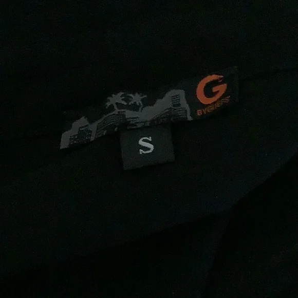 byguess t-shirt🖤 - Picture 9 of 9